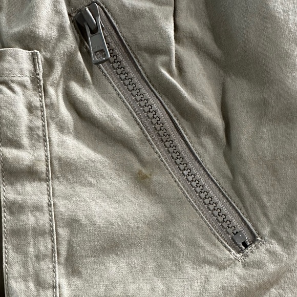 Banana Republic Photojournalist Vest - new with tag Size Small - Picture 3 of 9